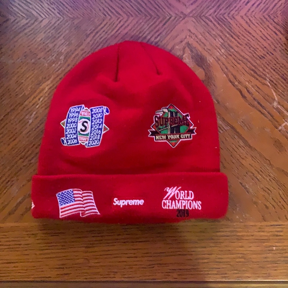 Red supreme beanie new era